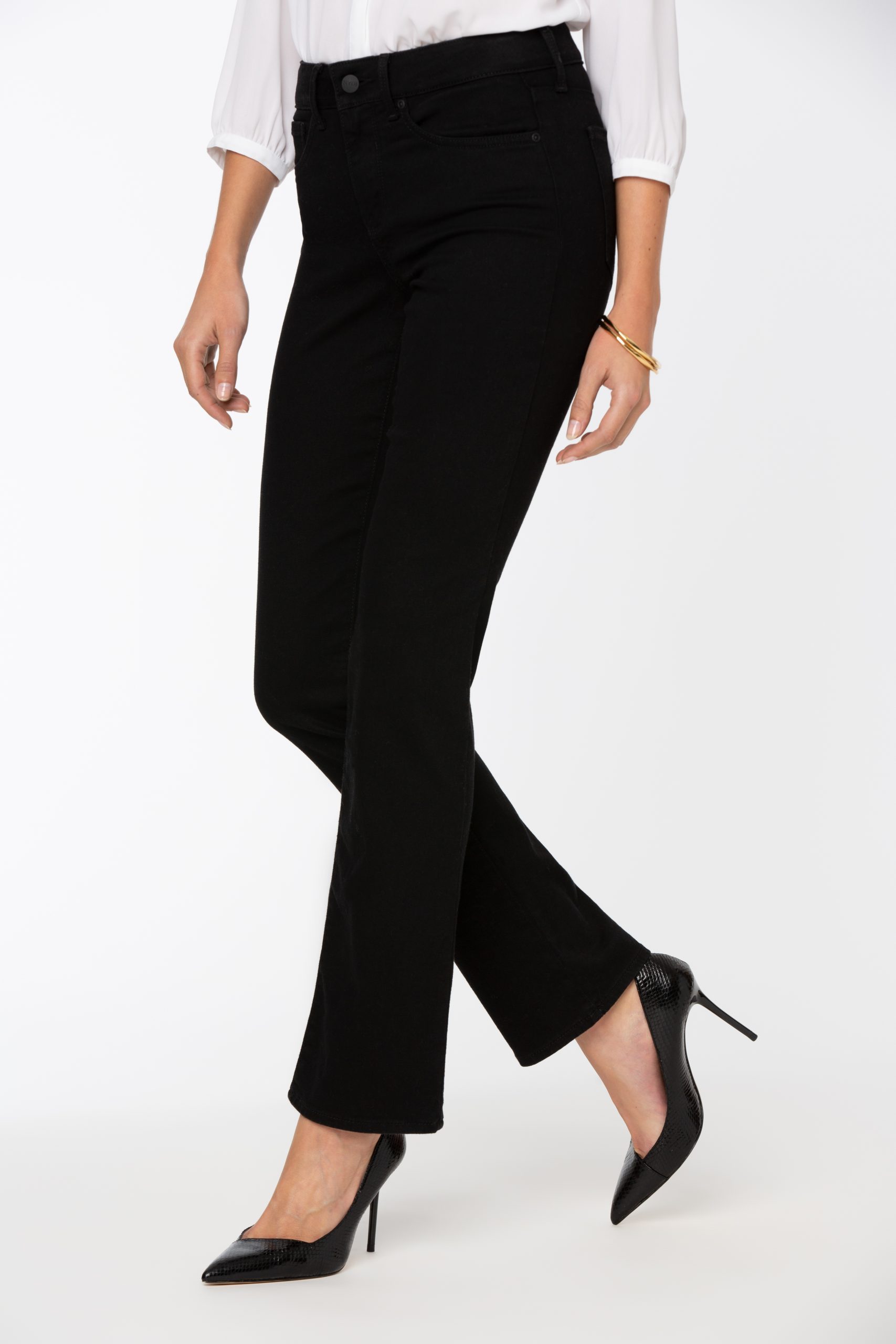 MNBBMS8517_BLACK_858_6-scaled-1.jpg