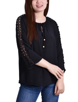 3/4 Sleeve Crochet Detail Blouse